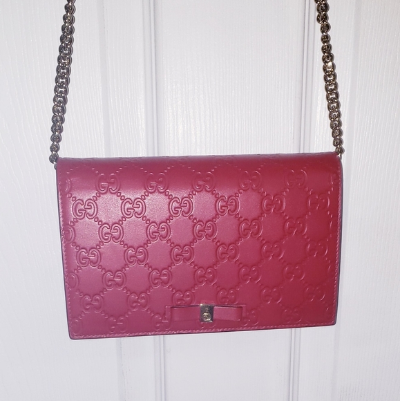 Gucci Handbags - Gucci crossbody